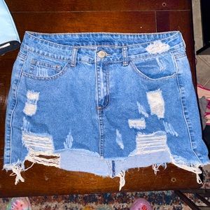 Ripped Denim Skirt 💙